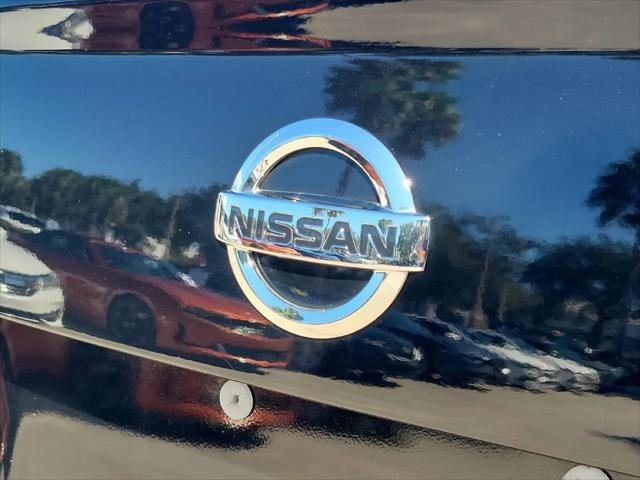 2021 Nissan Versa S Xtronic CVT