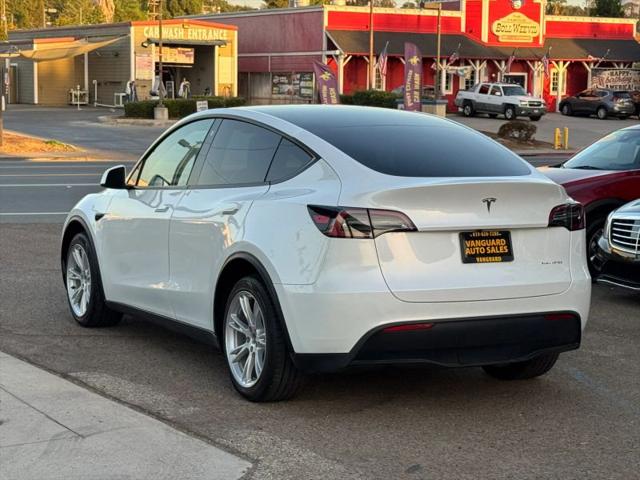 2023 Tesla Model Y Long Range Dual Motor All-Wheel Drive