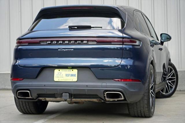 2024 Porsche Cayenne Base