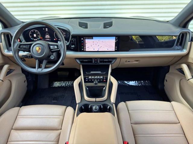 2024 Porsche Cayenne Base