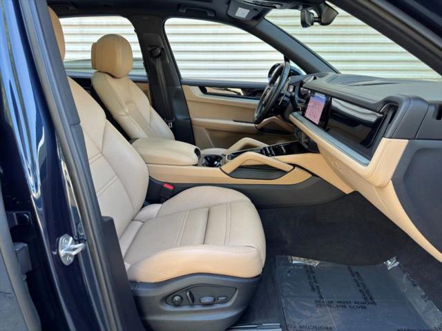 2024 Porsche Cayenne Base