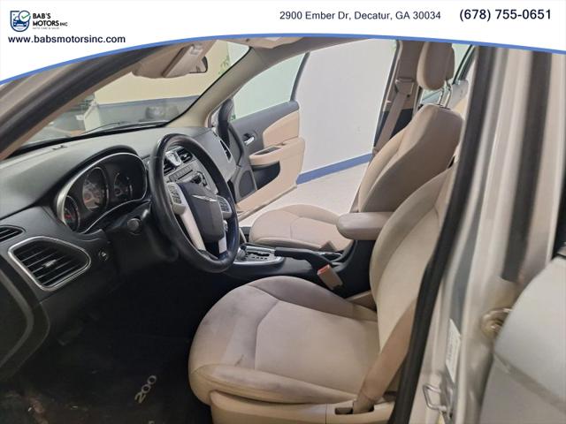 2012 Chrysler 200 Touring