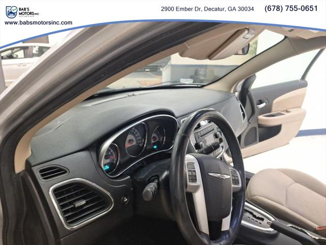 2012 Chrysler 200 Touring