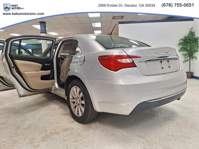 2012 Chrysler 200 Touring