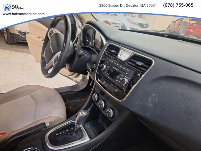 2012 Chrysler 200 Touring