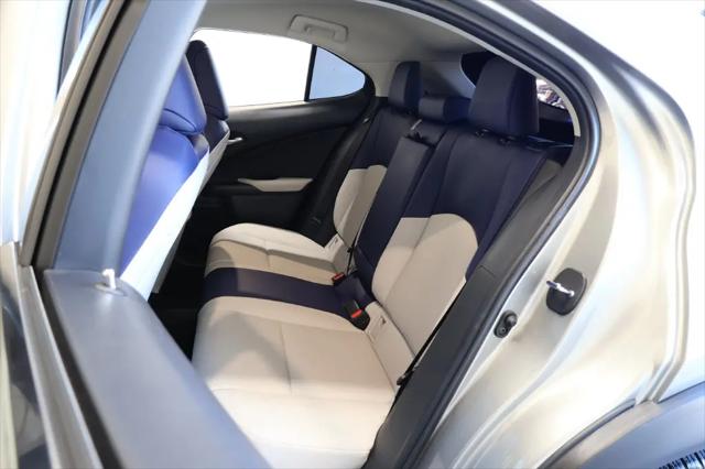 2021 Lexus UX 250h UX 250h