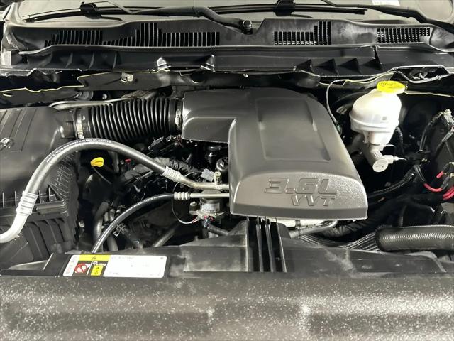2024 Ram 1500 Classic SLT Quad Cab 4x4 64 Box