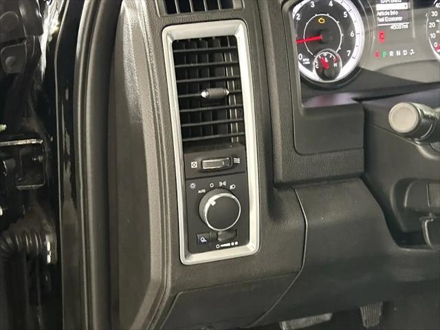 2024 Ram 1500 Classic SLT Quad Cab 4x4 64 Box
