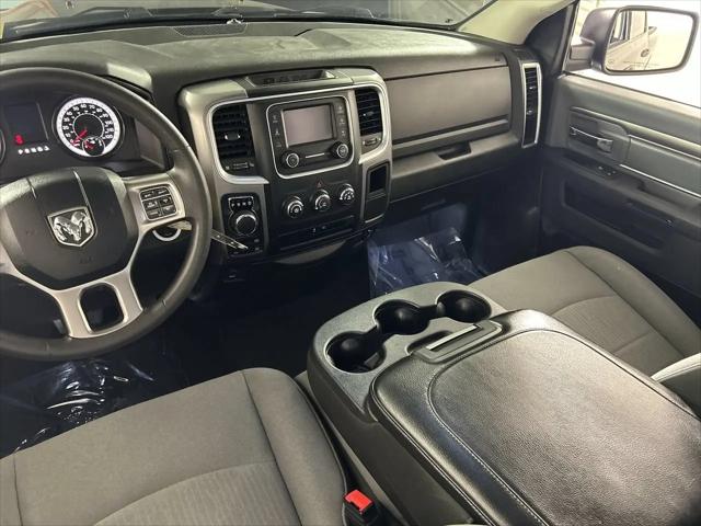 2024 Ram 1500 Classic SLT Quad Cab 4x4 64 Box