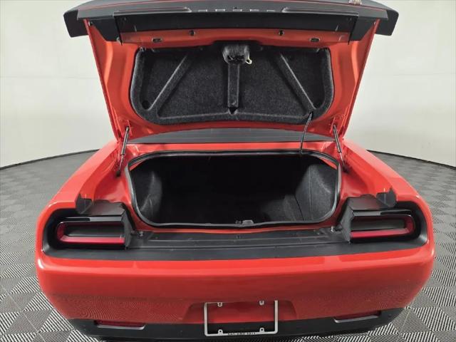 2018 Dodge Challenger 392 Hemi Scat Pack Shaker