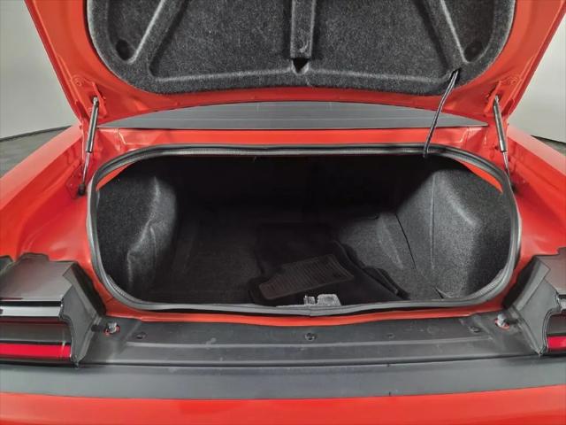 2018 Dodge Challenger 392 Hemi Scat Pack Shaker