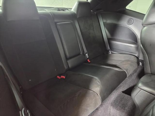 2018 Dodge Challenger 392 Hemi Scat Pack Shaker
