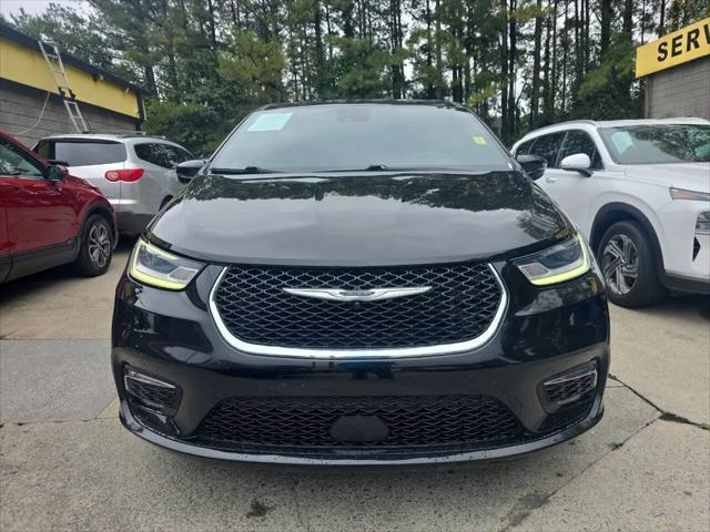 2024 Chrysler Pacifica Touring
