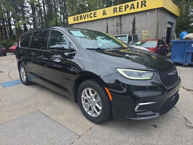 2024 Chrysler Pacifica Touring