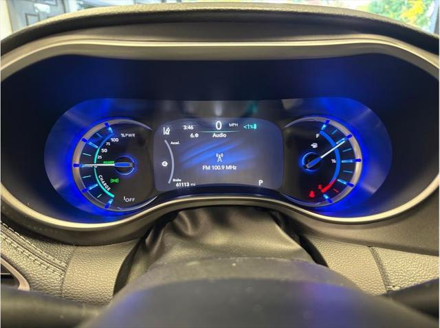 2023 Chrysler Pacifica Hybrid Touring L