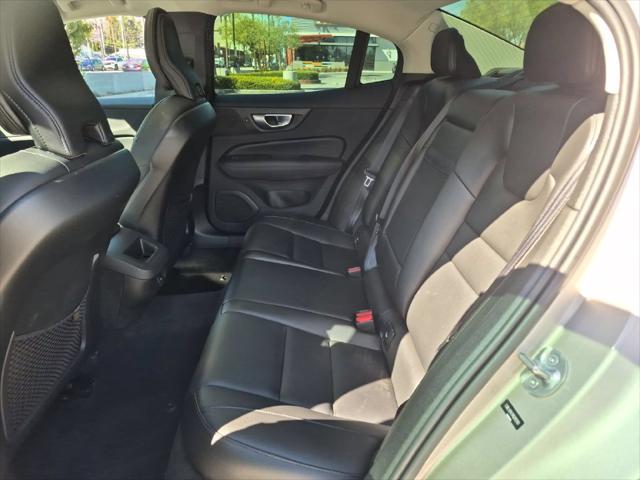 2024 Volvo S60 B5 Core Dark Theme