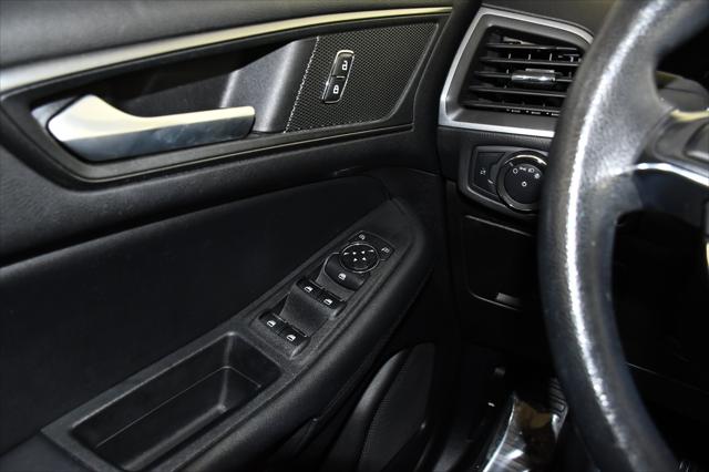 2020 Ford Edge SE