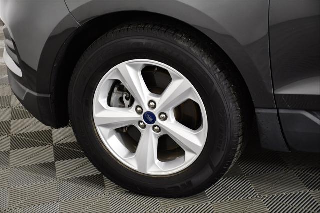 2020 Ford Edge SE