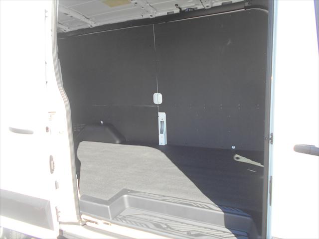 2027 Ford Transit Cargo Van Base
