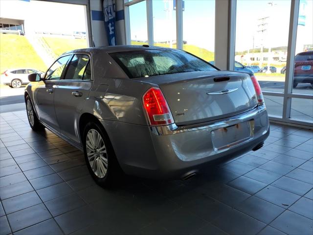 2014 Chrysler 300 Base