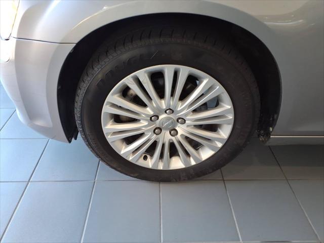 2014 Chrysler 300 Base