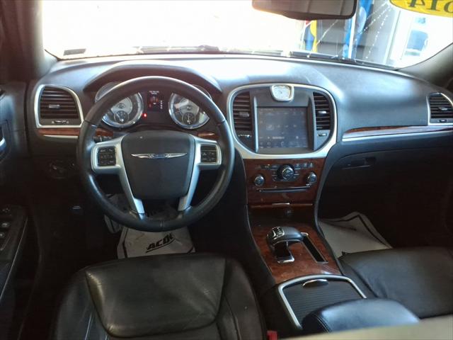 2014 Chrysler 300 Base