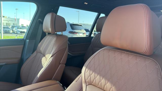 2027 BMW X7 xDrive40i