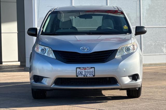 2011 Toyota Sienna Base V6