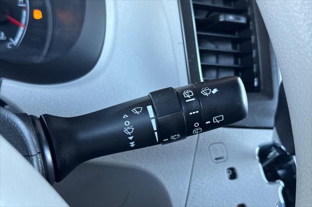2011 Toyota Sienna Base V6