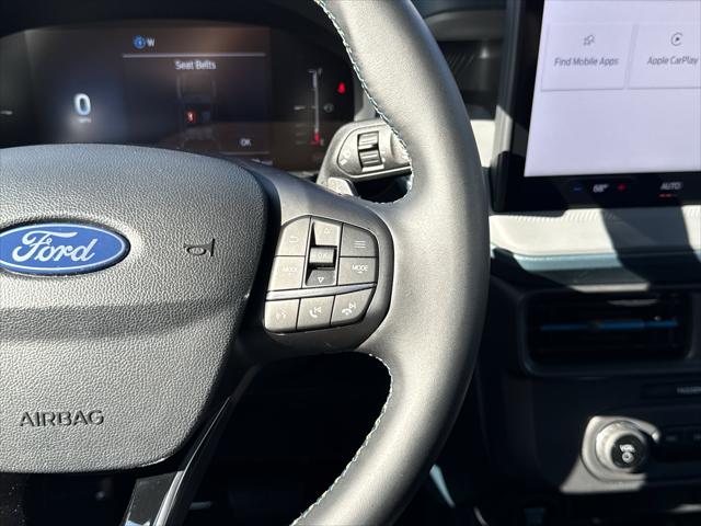 2025 Ford Maverick Lobo Standard