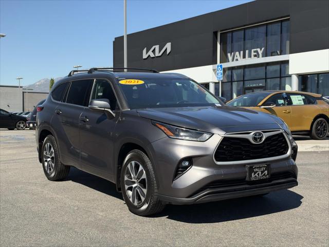 2021 Toyota Highlander XLE for sale in Fontana, CA