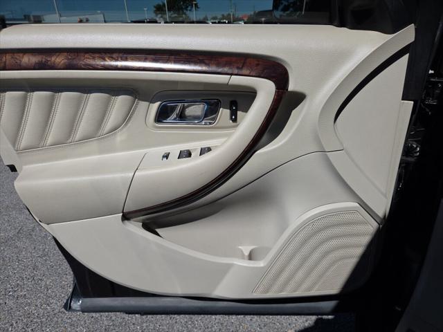 2011 Ford Taurus Limited