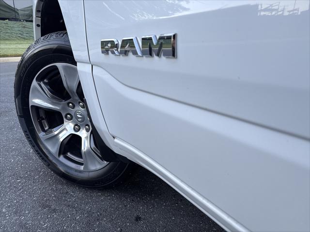2023 Ram 1500 Laramie Crew Cab 4x4 57 Box