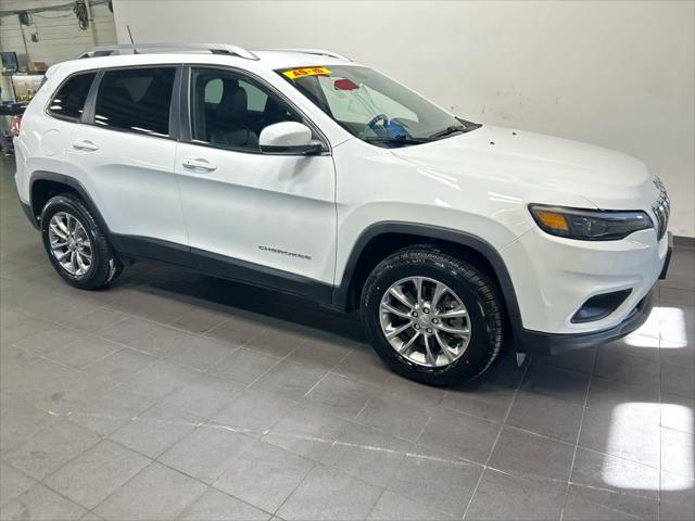 2019 Jeep Cherokee Latitude Plus 4x4 2019 Jeep Cherokee Latitude Plus 4x4