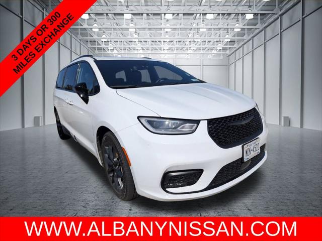 2025 Chrysler Pacifica Limited for sale in Albany, GA