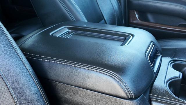 2020 GMC Yukon XL 2WD SLT