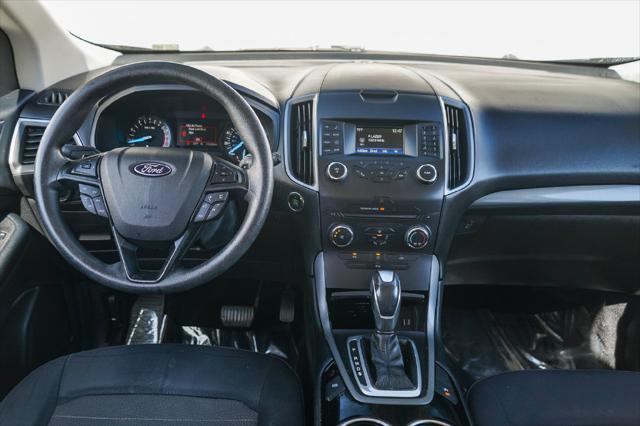 2016 Ford Edge SE