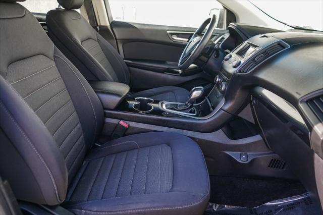 2016 Ford Edge SE