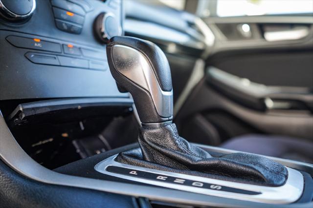2016 Ford Edge SE