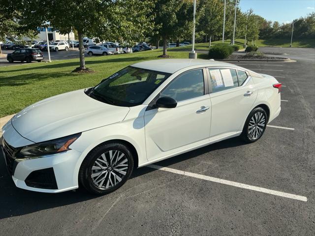 2025 Nissan Altima SV FWD