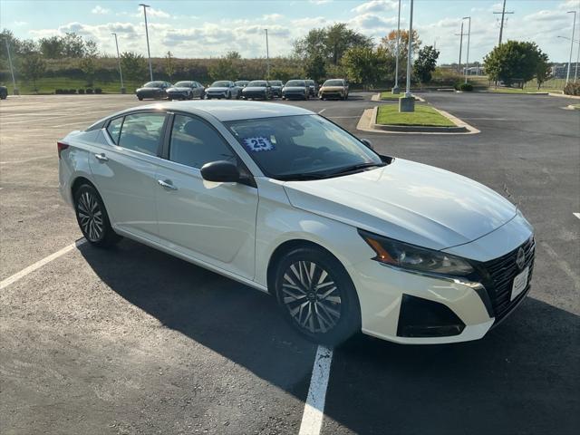 2025 Nissan Altima SV FWD