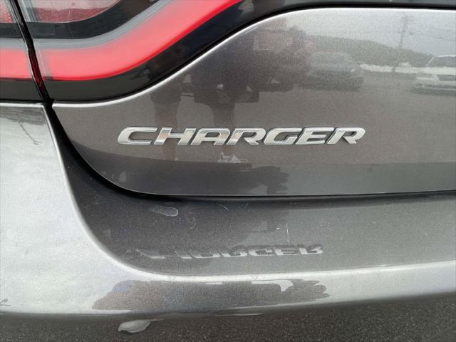 2022 Dodge Charger SXT RWD