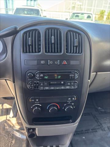 2003 Dodge Caravan SE