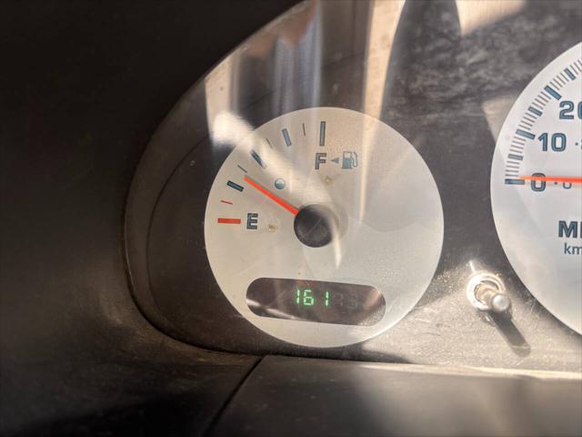 2003 Dodge Caravan SE
