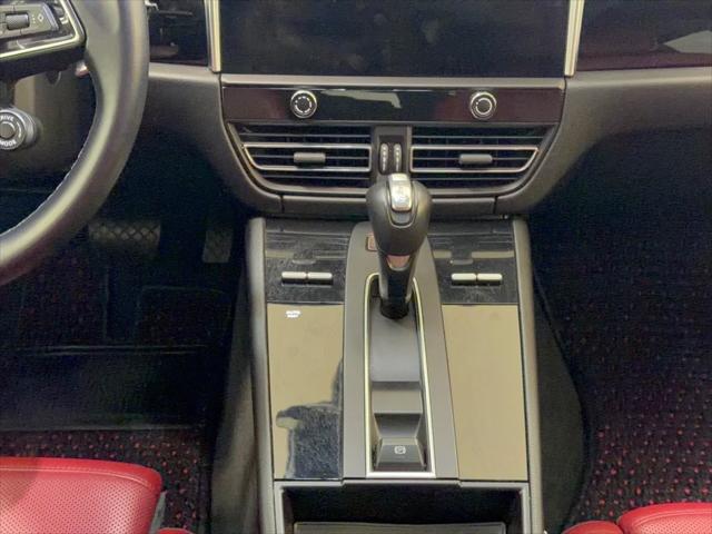 2024 Porsche Macan Macan AWD