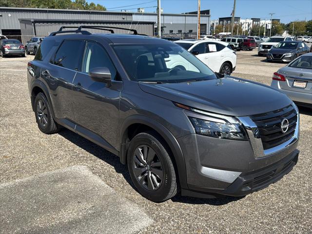 2025 Nissan Pathfinder SV 4WD for sale near Columbus, OH