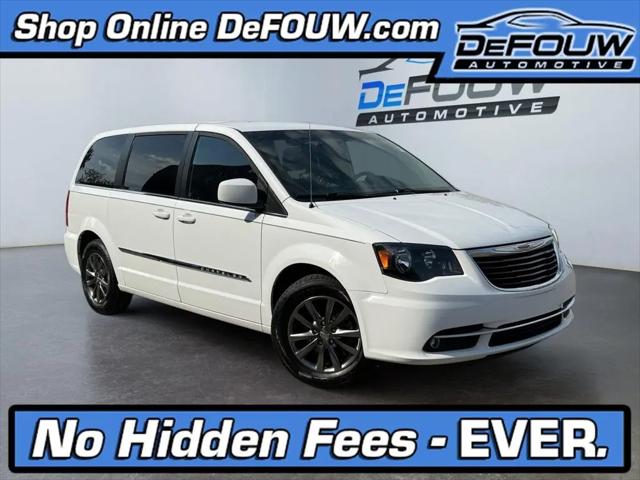 2015 Chrysler Town & Country S for sale in Lafayette, IN