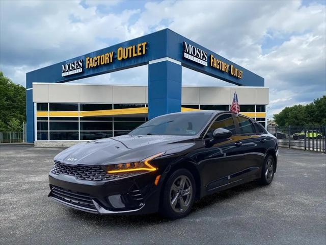 2022 Kia K5 LXS for sale in Hurricane, WV