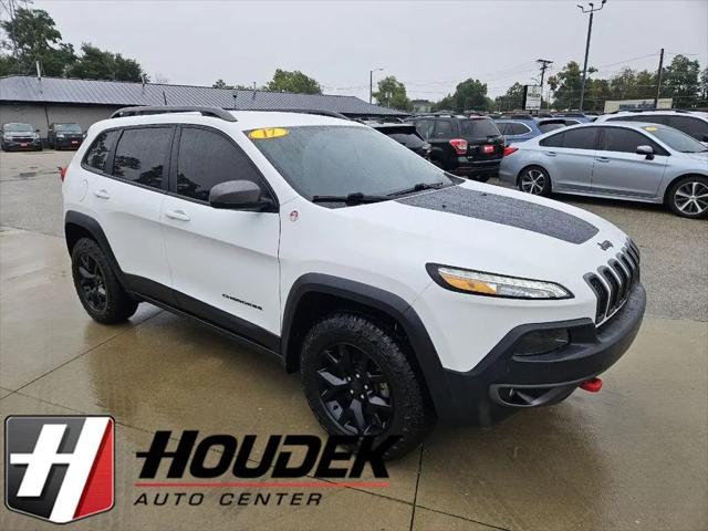 2017 Jeep Cherokee Trailhawk 4x4 for sale in Marion, IA