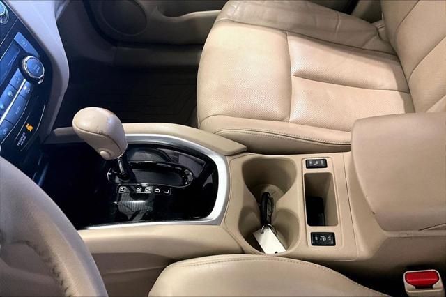 2015 Nissan Rogue SL